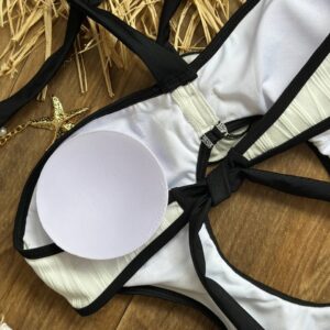 Ефектний суцільний купальник з контрастним дизайном [SW3687/1]